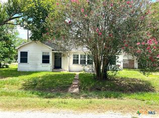 311 E Putnam Ave, Ganado, TX 77962