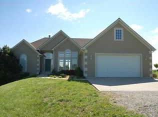 8805 NW Hillsboro Rd, Kansas City, MO 64153