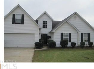 782 Baskins Cir, Winder, GA 30680