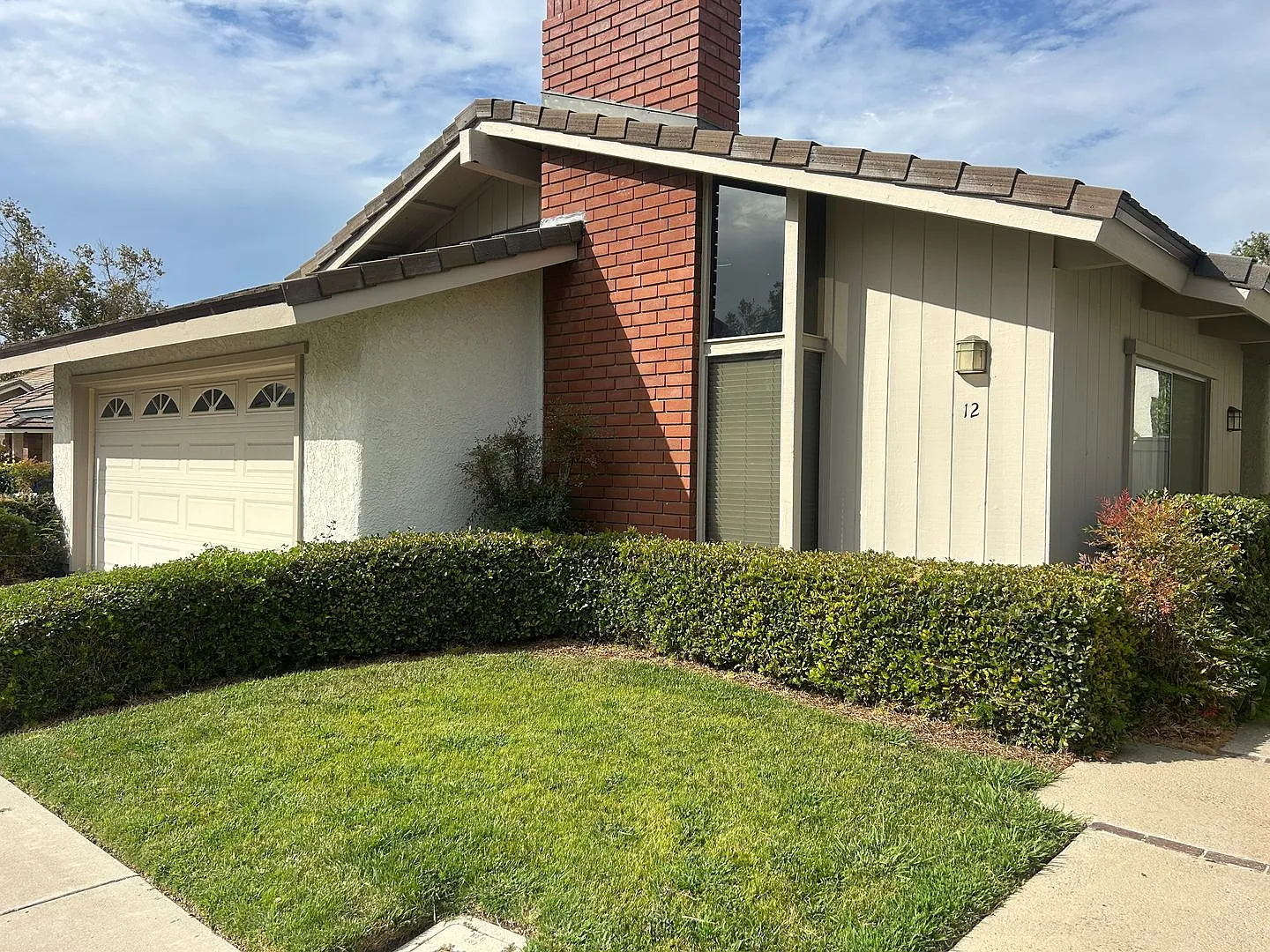 Charming 3-Bedroom Home in Desirable Deerfield Community of Irvine — Photo 2