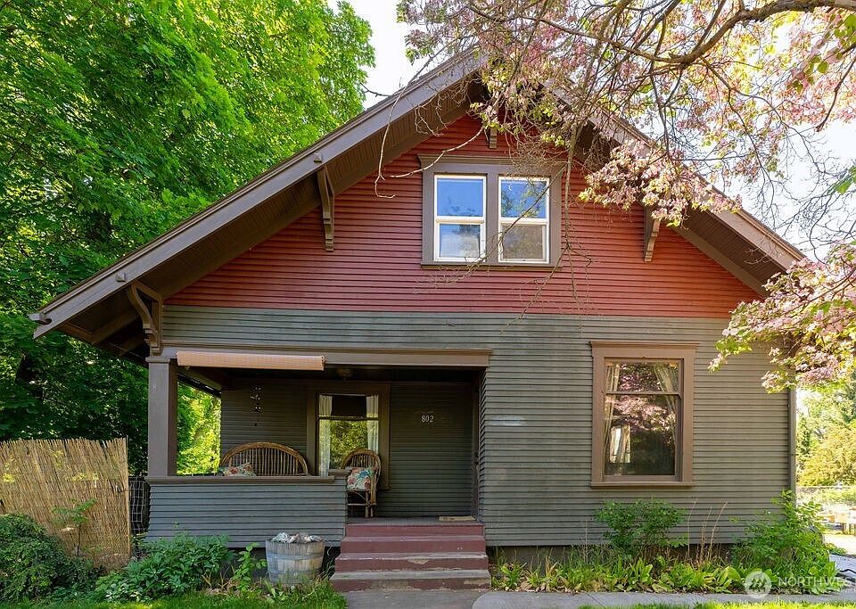 1st image of 802 Woodlawn Street