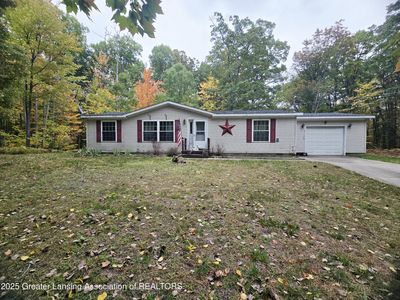 500 Mooncrest Dr, Roscommon, MI, 48653