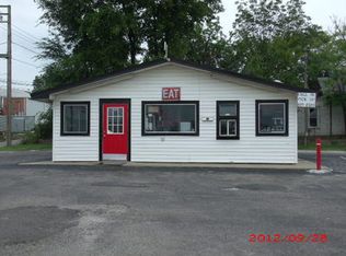 216 E Main St, Holdenville, OK 74848