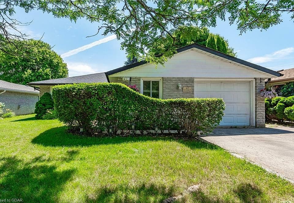 1st image of 67 Fairmeadow Dr
