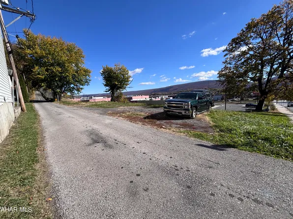 1416-18 1st Ave, Altoona, PA 16602