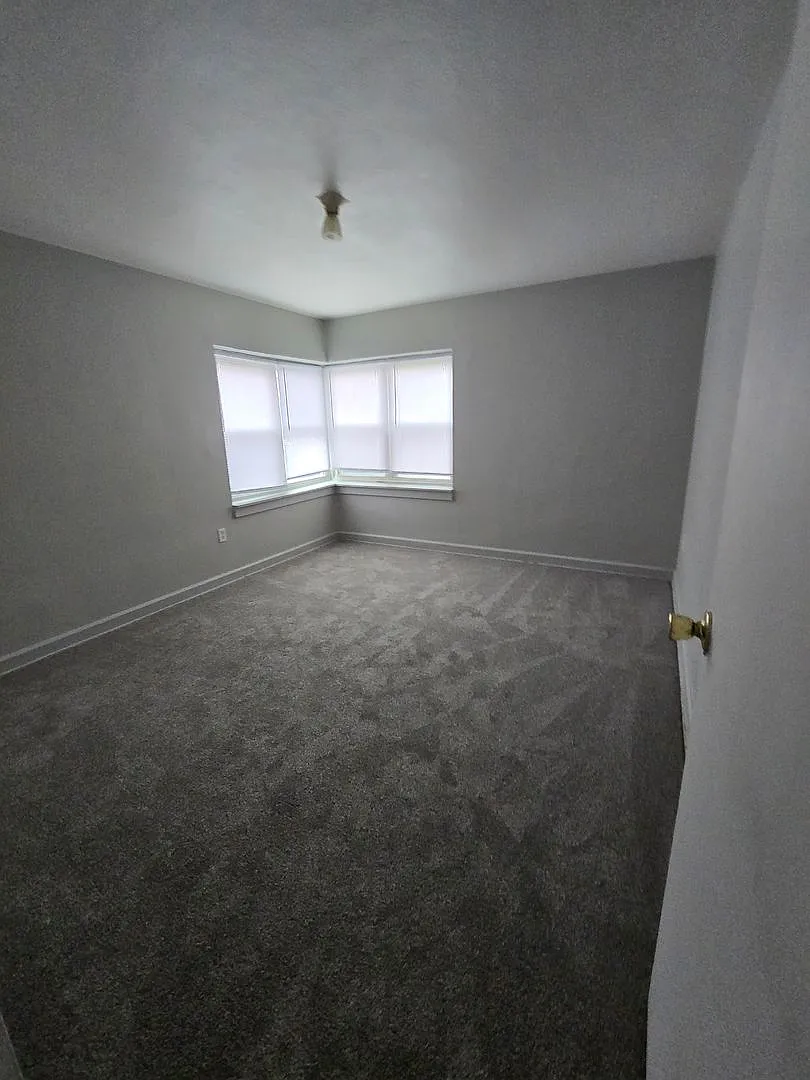 924 State Street — Photo 4