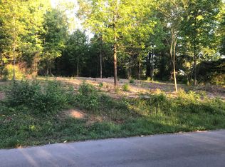 2965 Glenn Rd, Louisville, TN 37777