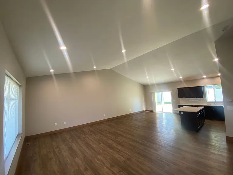 1414 E. 6th Duplex — Photo 19
