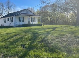 881 Mattoxtown Rd, Lawrenceburg, TN 38464