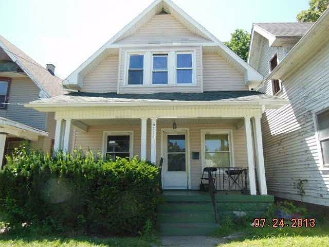 2nd image of 3111 Cottage Ave