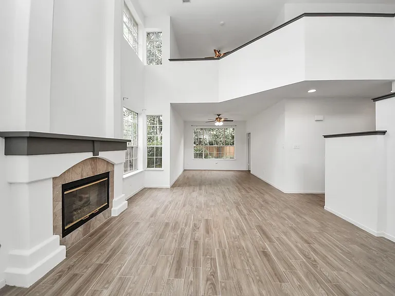 103 E Lakeridge Dr — Photo 11
