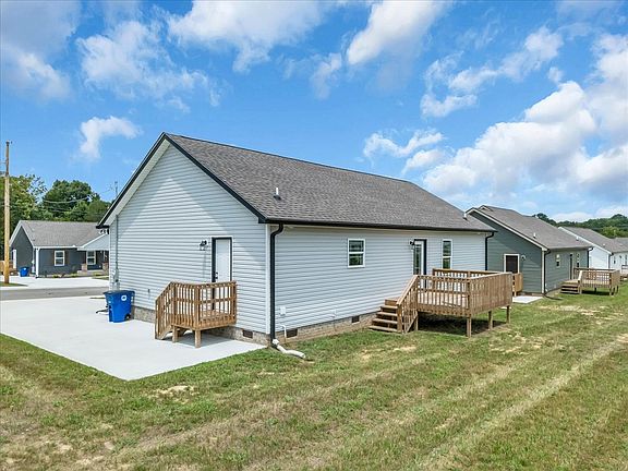 5th image of 109 Demombreum Cir Lot 38