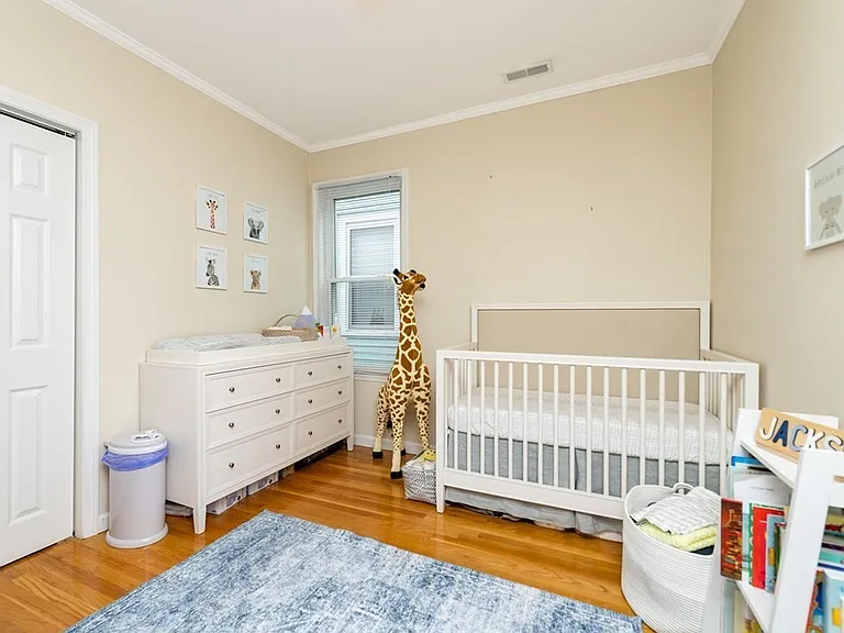 10 Peters St #3 — Photo 6