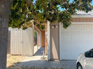 7518 Whisperwillow Dr, Sacramento, CA 95828