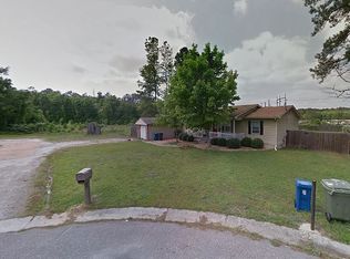 1701 Englewood Dr, Fayetteville, NC 28312