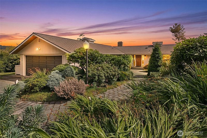 2nd image of 15675 Yokeko Drive