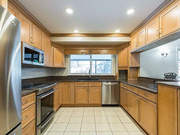 2nd image of 8609 Leighton Dr