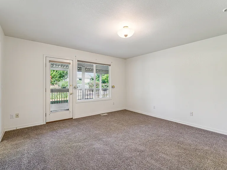 24963 Fox Ridge Dr — Photo 33