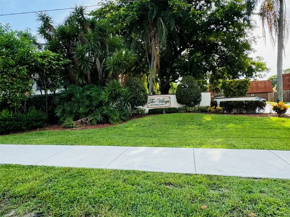 8320 S Coral Circle, North Lauderdale, FL 33068