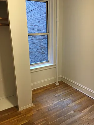 Rented by Keith Stuart Sprague Inc | media 11