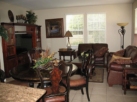 2nd image of 27032 Edgewater Ln