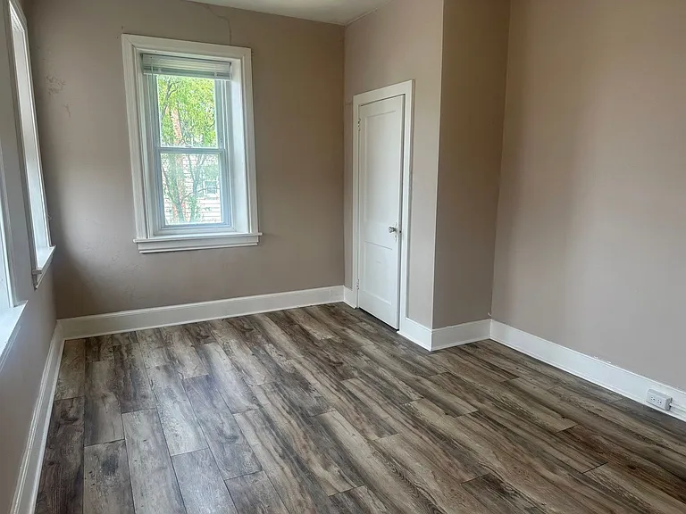 800 Tuckerton Ave #2 — Photo 4