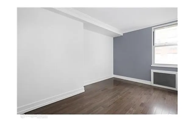 Rented by Douglas Elliman | media 17