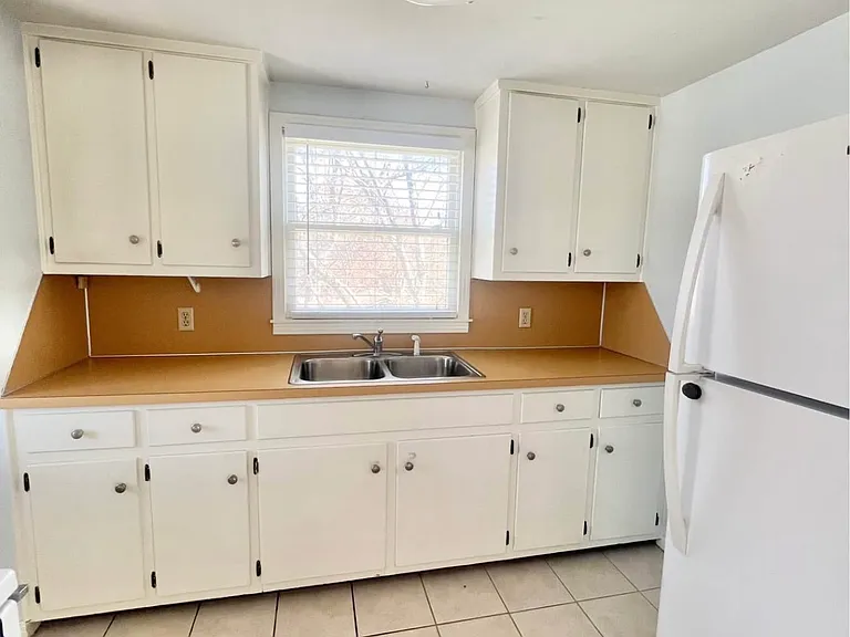 3709 Hubby Ave #3709 — Photo 8