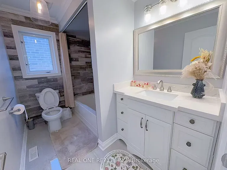 193 Dean Burton Ln #UPPER — Photo 15