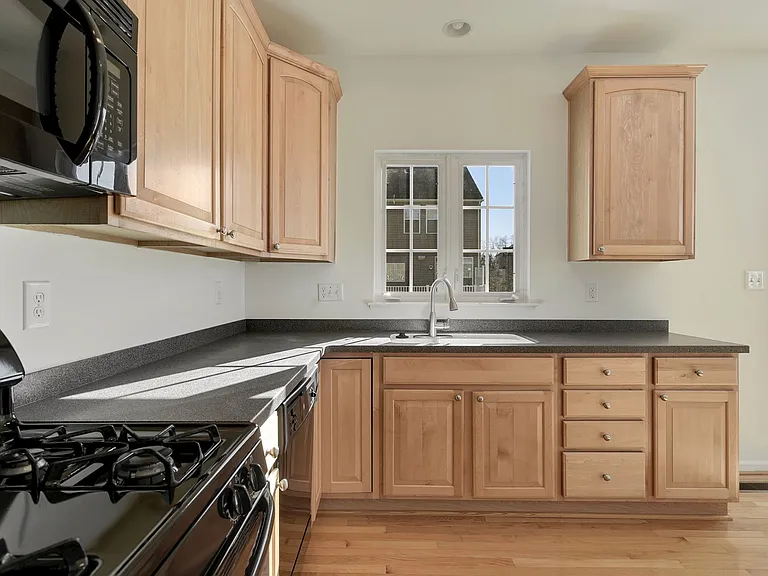 4801 Portsmouth Rd — Photo 15