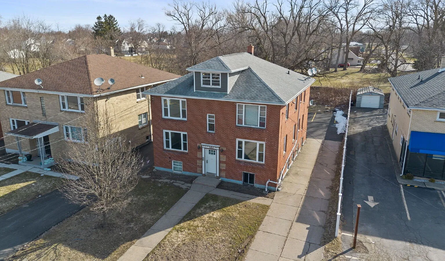 1 bed, 1.0 bath, $2,200 — Photo 2
