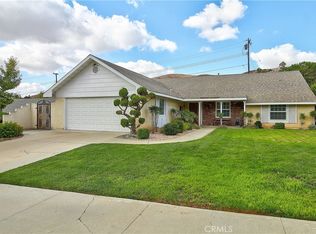 5572 Peacock Ln, Riverside, CA 92505