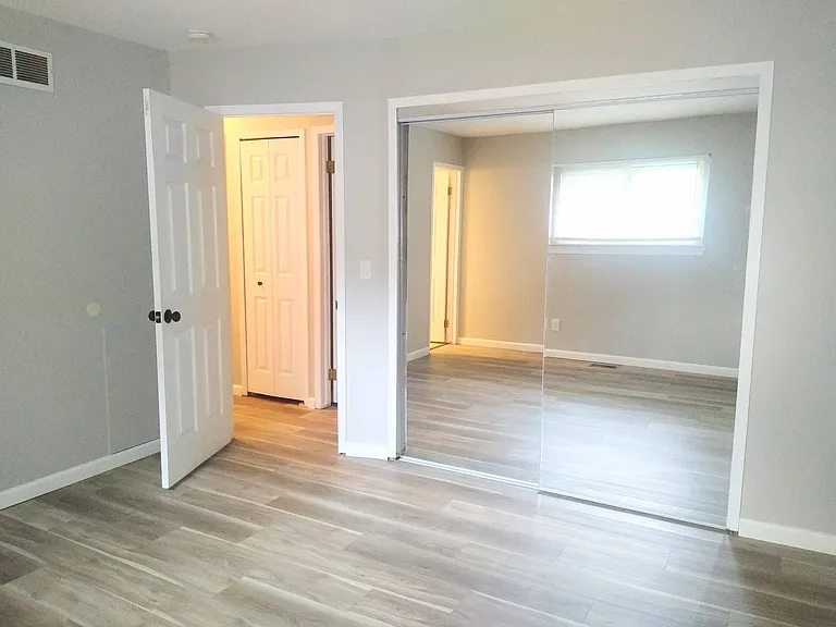 370 Randolph St — Photo 26