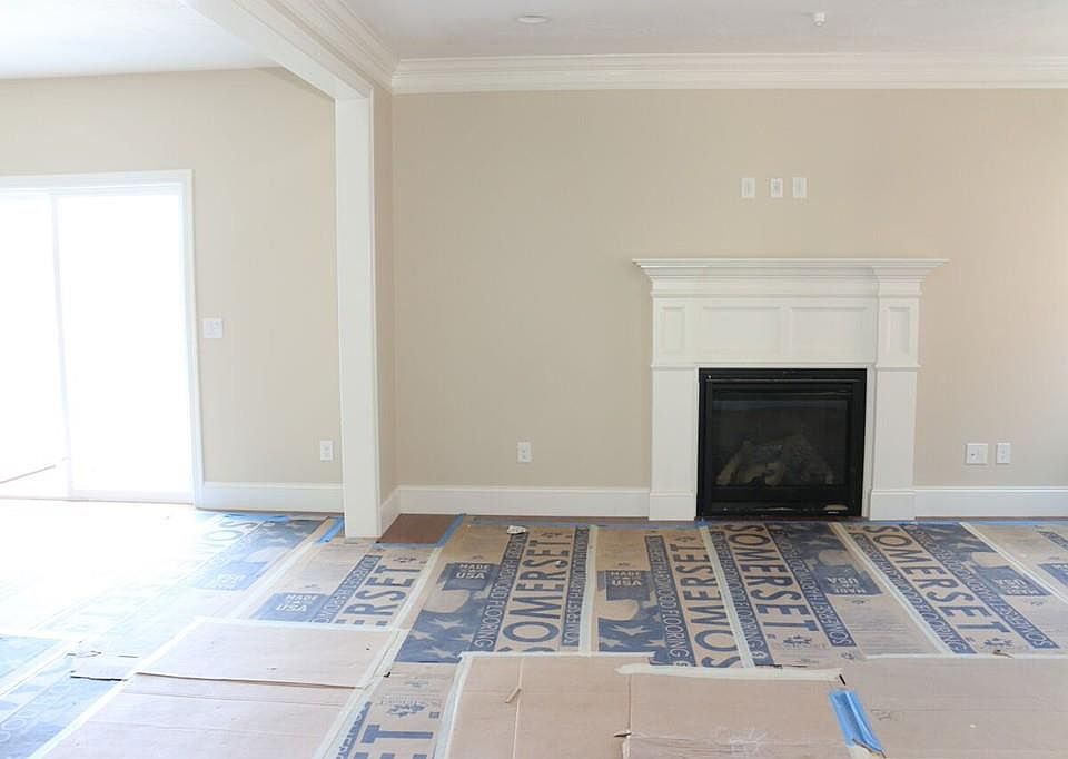 2nd image of 23 Oxbow Rd #0