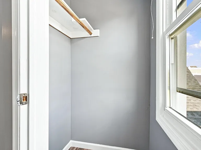 165 Central Pl — Photo 6