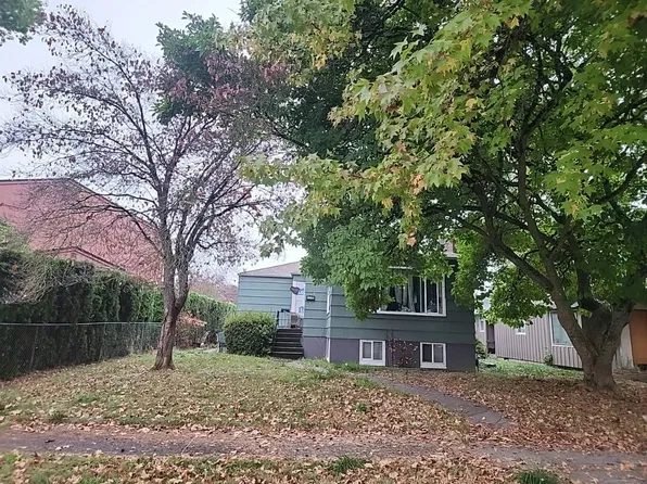 1219 19th Ave, Longview, WA 98632