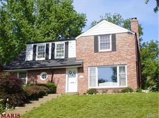 7443 Ravinia Dr, Saint Louis, MO 63121