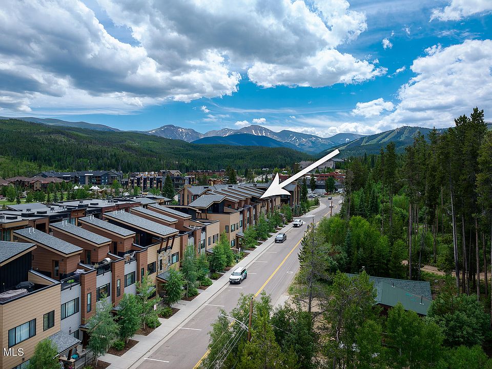 2nd image of 274 Lions Gate Drive