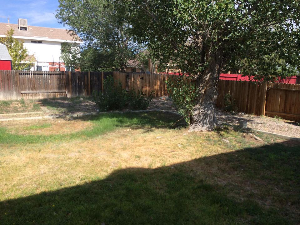 1st image of 9 Dogwood Ln