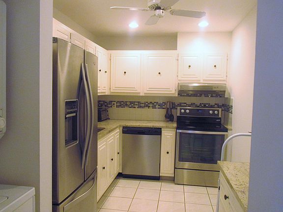 3rd image of 10104 S 42nd Terrace #146
