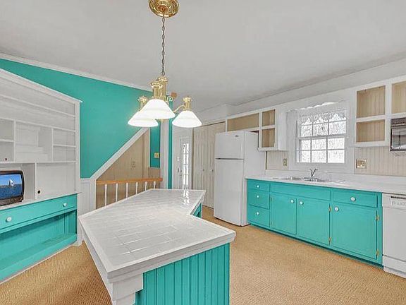 4th image of 849 Marcon Dr