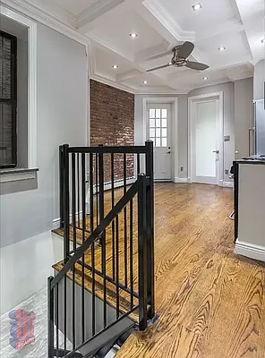 Rented by REAL New York | media 10