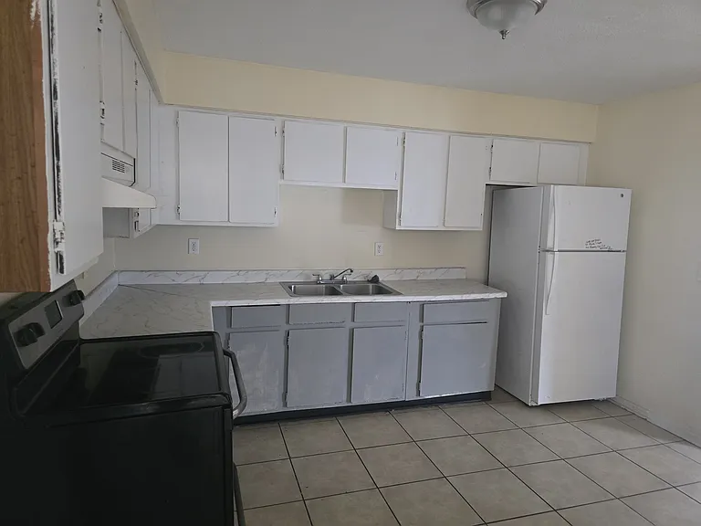 2440 S Palmetto Ave #D — Photo 15