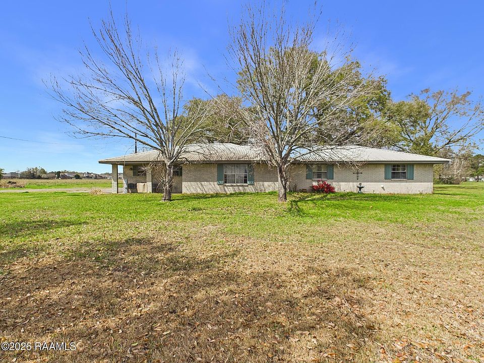 1st image of 810 Bonin Rd