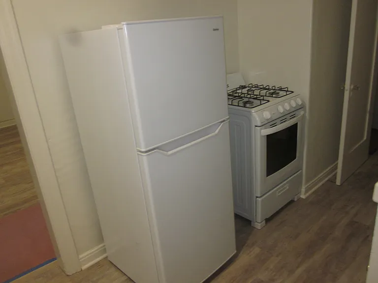 808 N Detroit St #1/2 — Photo 9