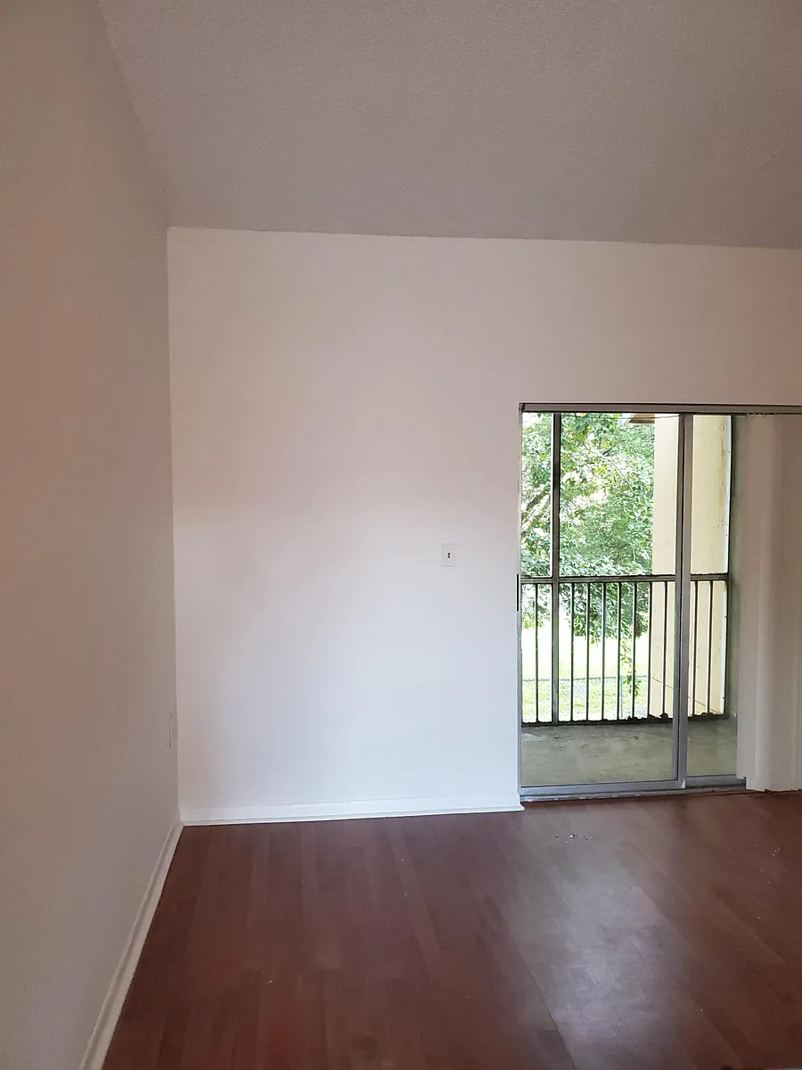 Building Photo - 2230 SW 81st Ave #2230