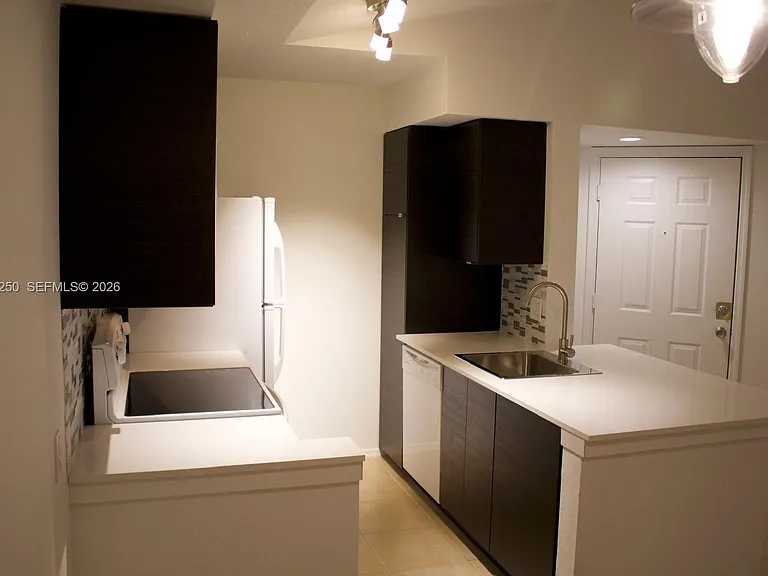 2826 S University Dr #3203 — Photo 4