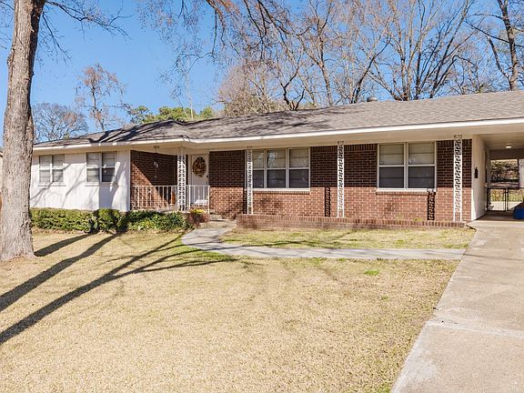 3rd image of 1026 Whitewood Dr