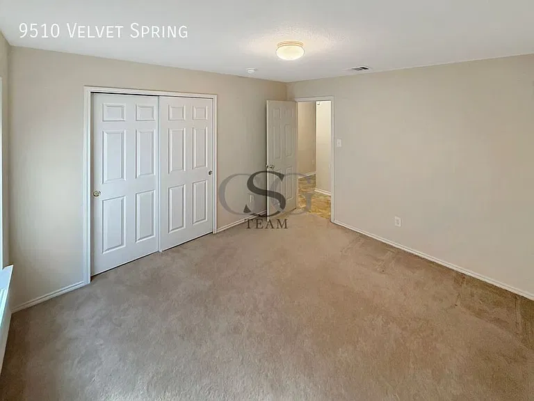 9510 Velvet Spg — Photo 11
