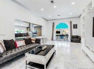 1740 71st St, Miami Beach, FL 33141
